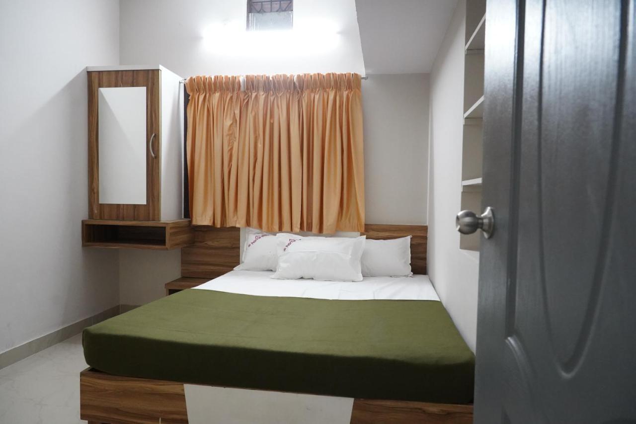 Empark Homestay Бангалор Екстериор снимка